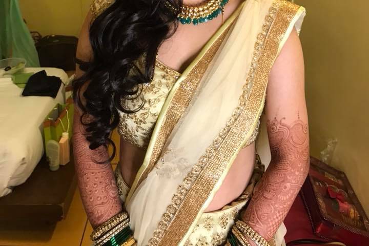 Shreya & Chandini Asrani - Makeup & Hair