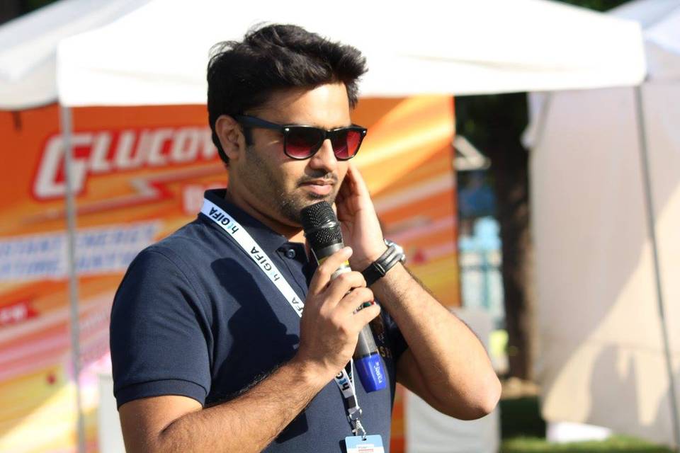 Anchor Kanishk Tyagi