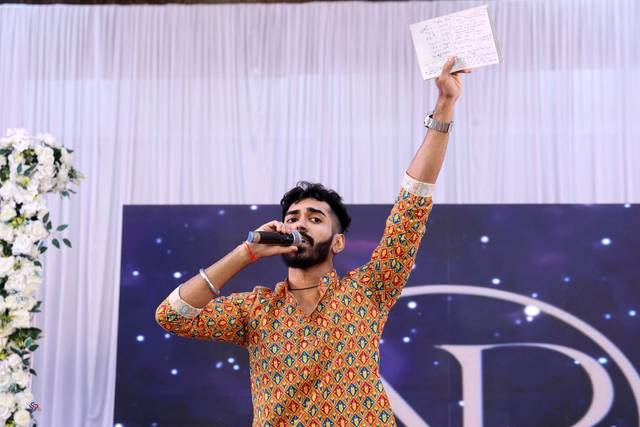 Anchor Umang Mehta