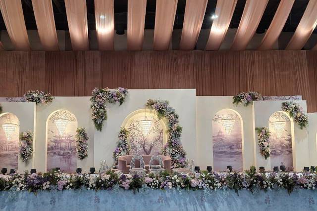 Stage decor