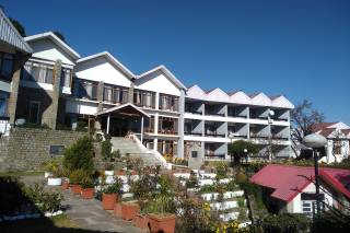 The Pinewood Barog 1