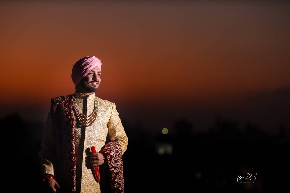 Groom portraits