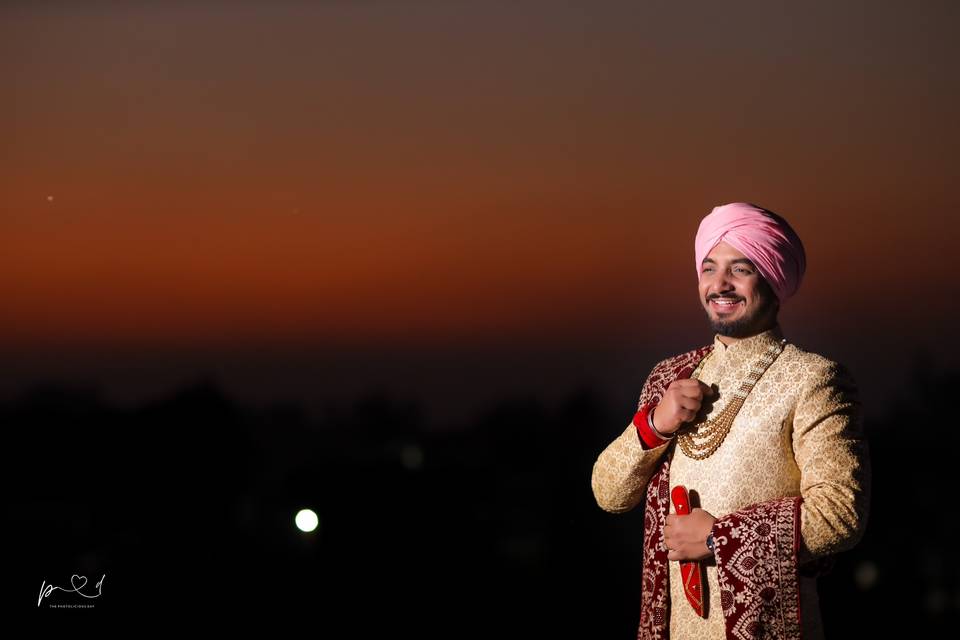 Groom portraits