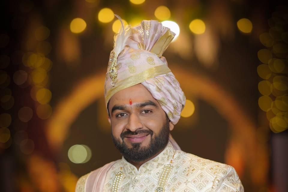 Groom