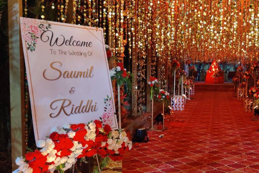 Wedding Decor - Venue Entrance