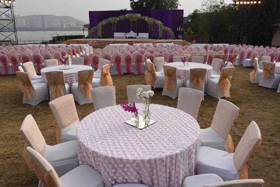 Reception Stage & Venue Decor