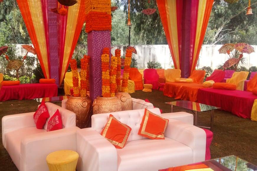 Hald & Mehendi - Venue Decor