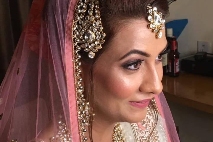 Bridal makeup