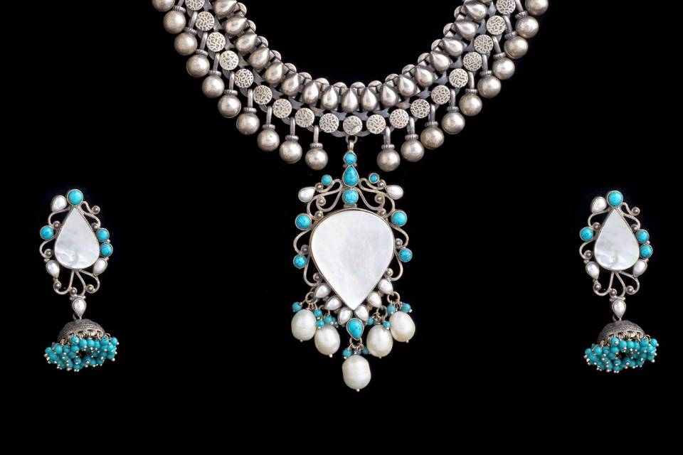 Bridal jewellery