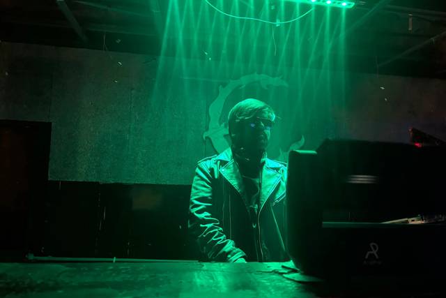 DJ Robin