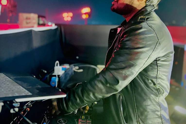 DJ Robin