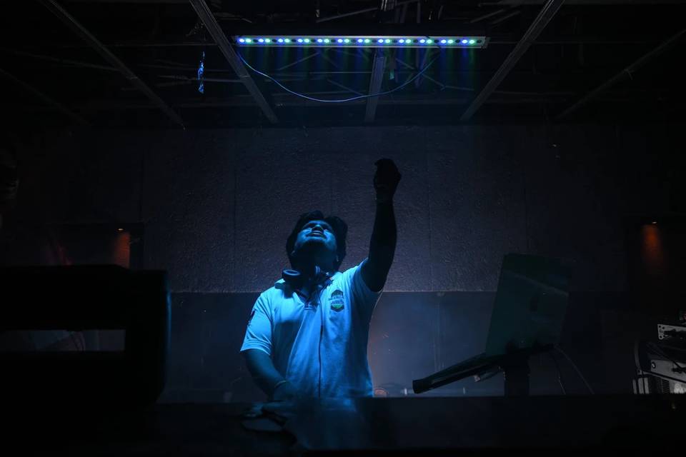 DJ Robin