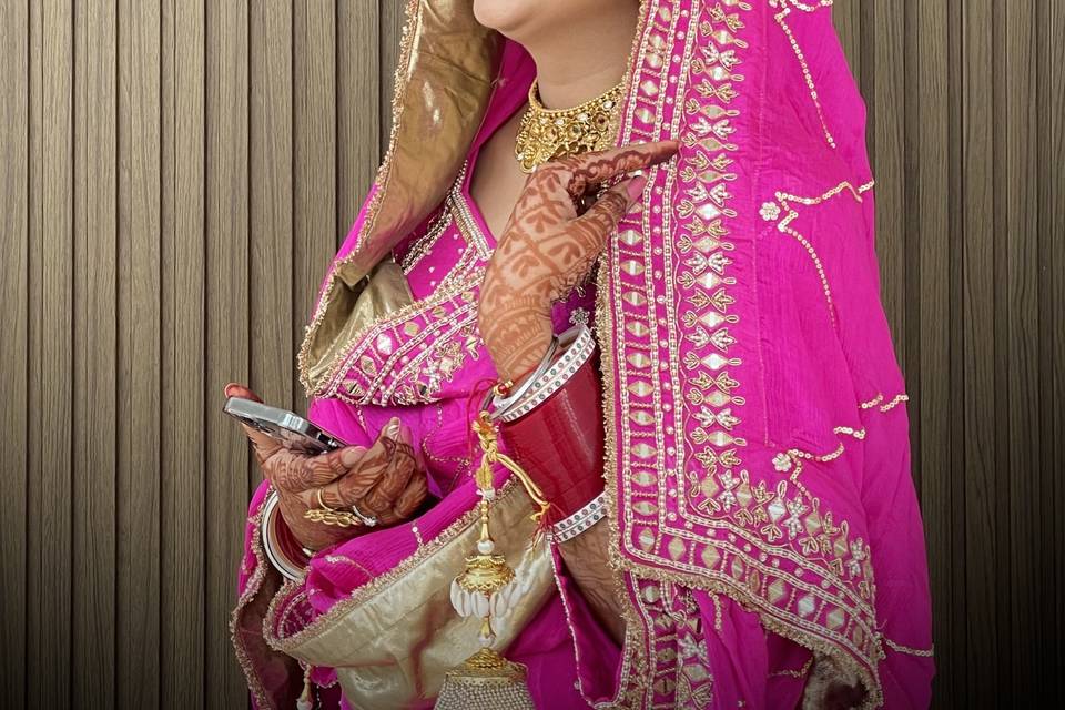 Anand karaj bride