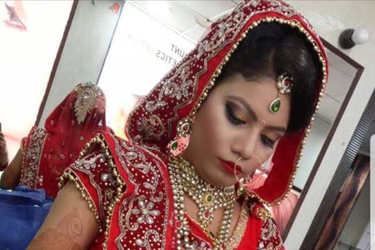 Bridal makeup