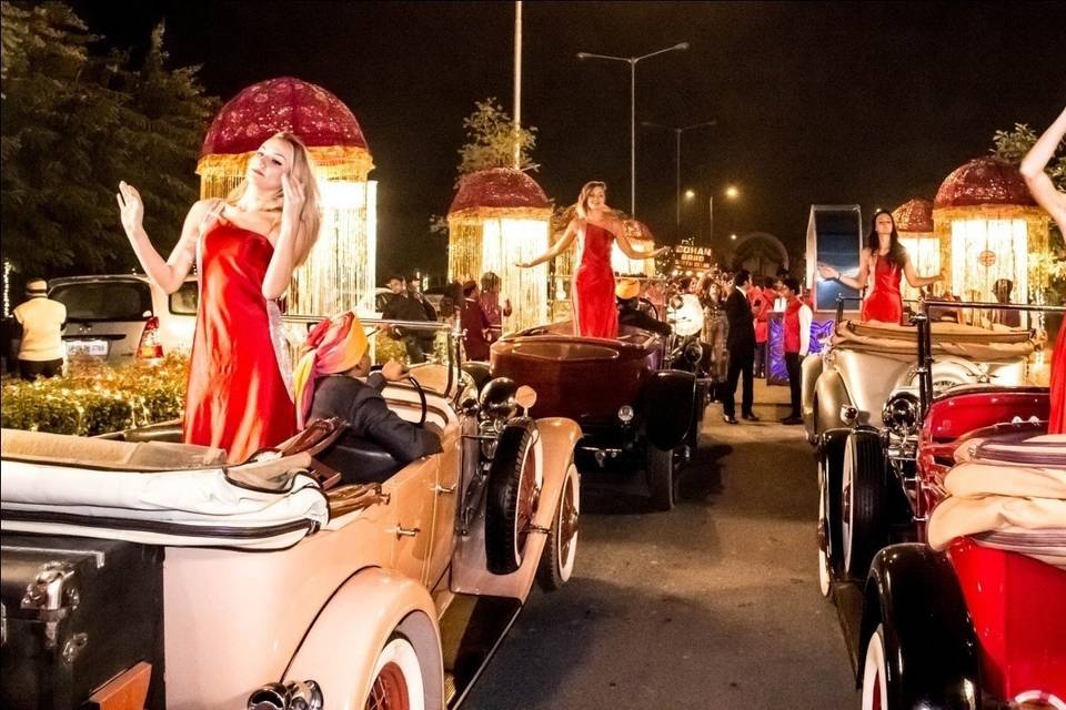 10 Vintage Cars at 1 wedding