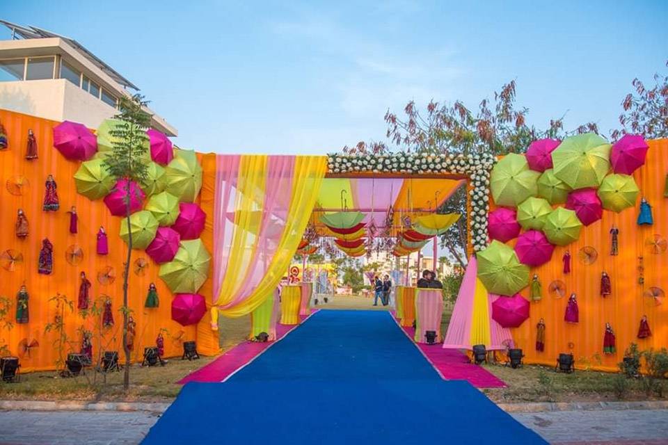 Entrance decor