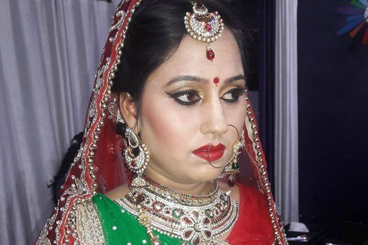 Bridal makeup