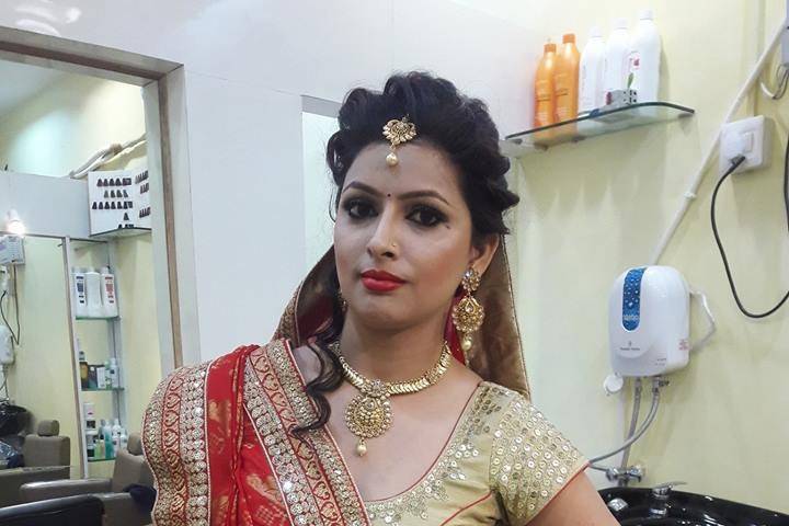 Bridal makeup