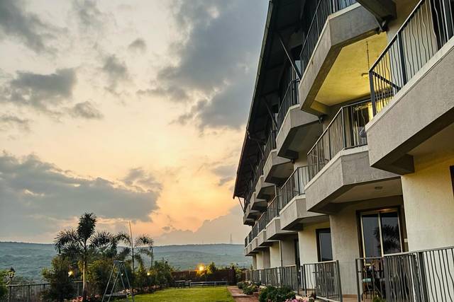 SUN SET FROM PROPERTY