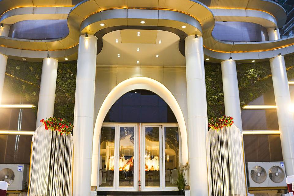 Entrance decor
