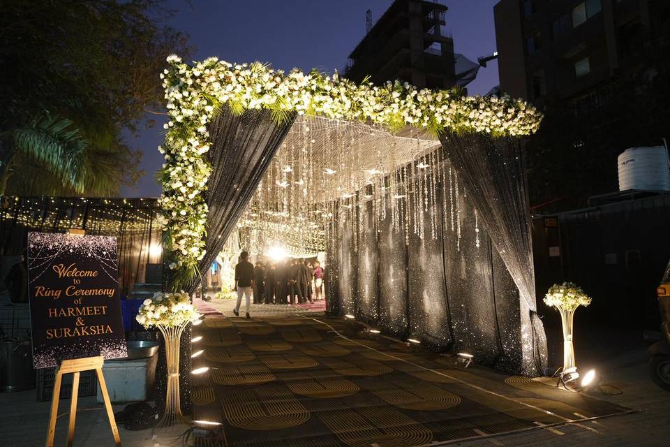 Entrance decor