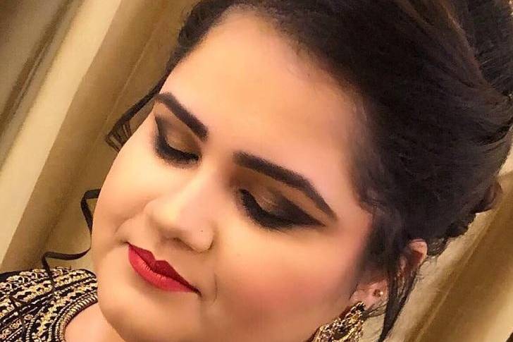 Party makeup