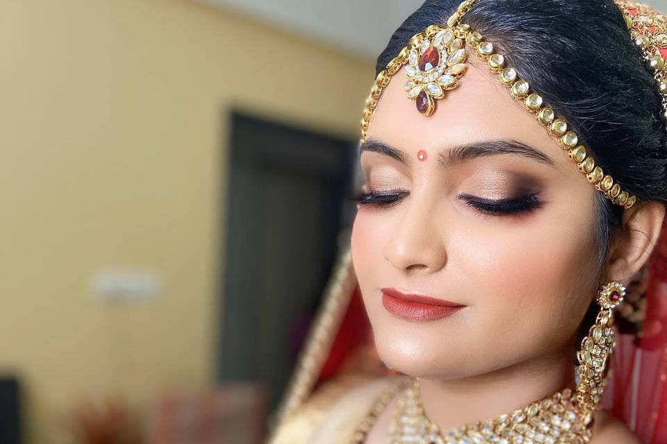 Shivangi Patel - Makeup Artist