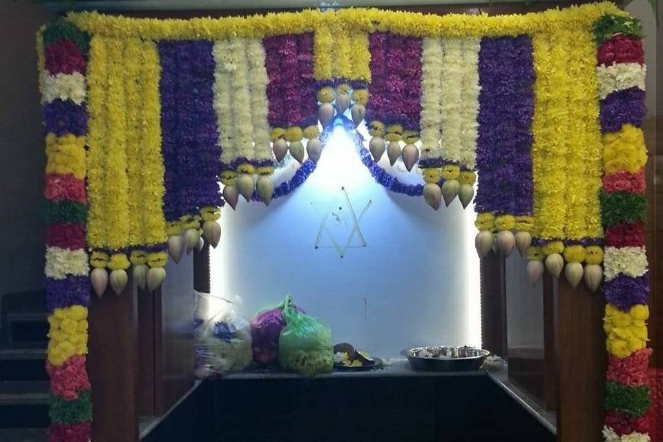 Entrance decor