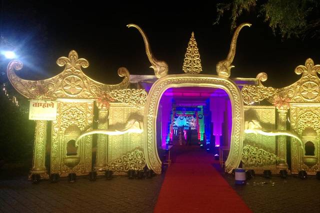 Entrance decor