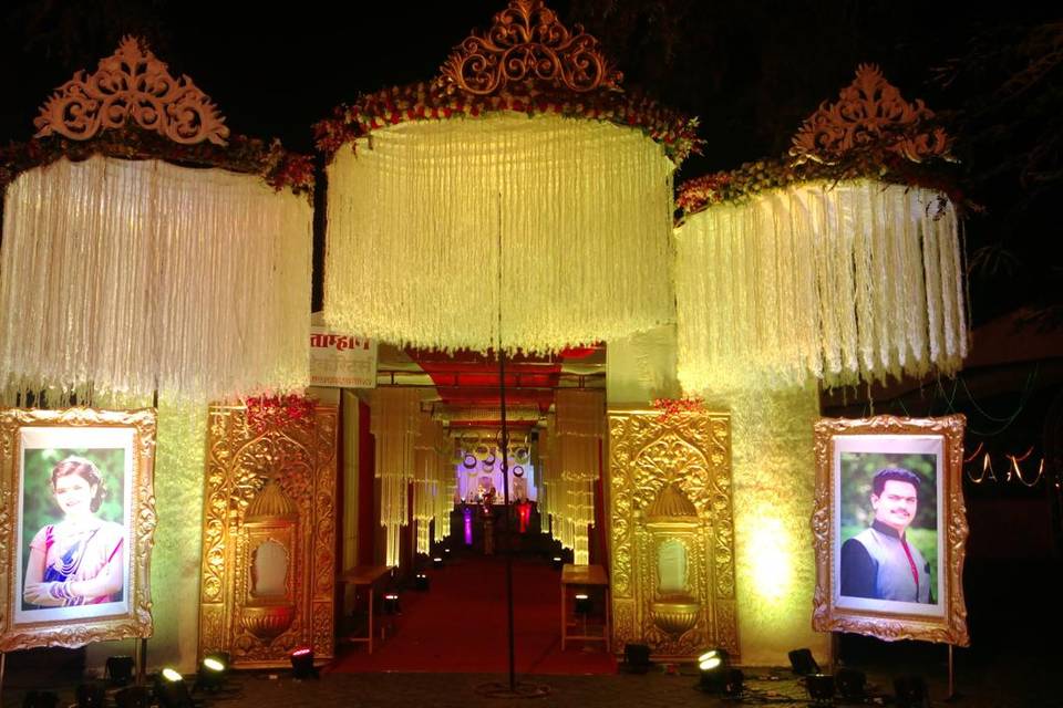 Entrance decor