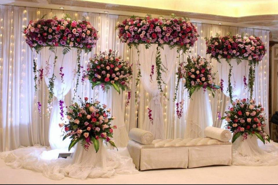 Happy and Sweet Moments, Pune