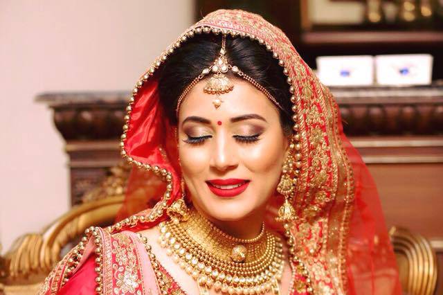 Bridal makeup