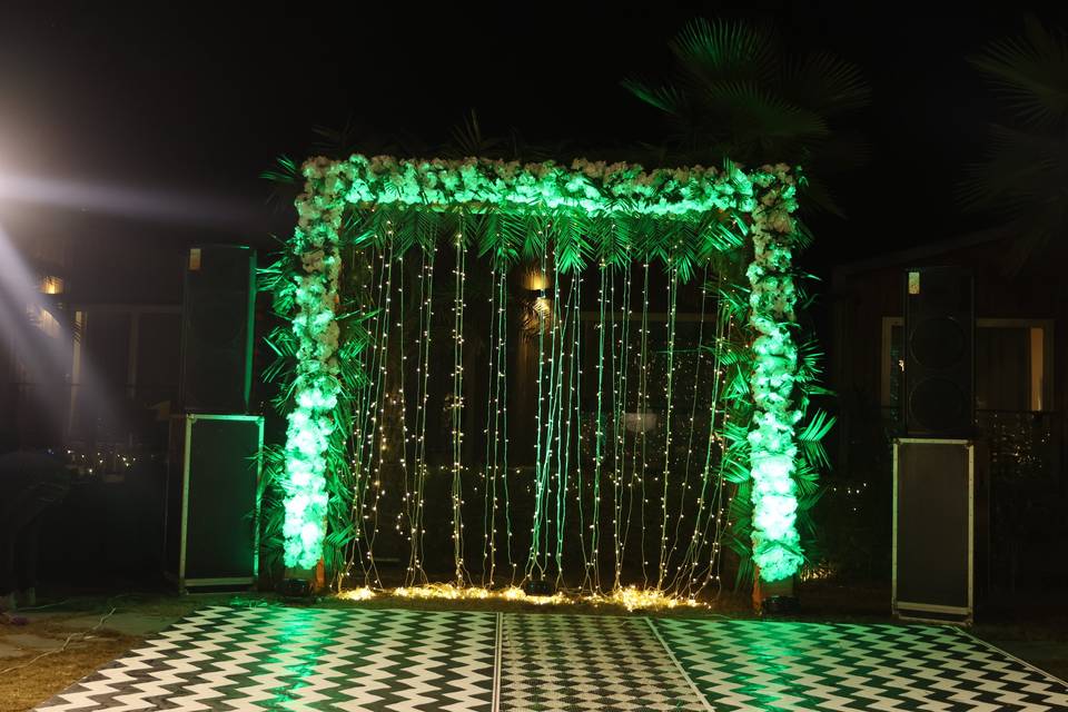 Decor & DJ Floor