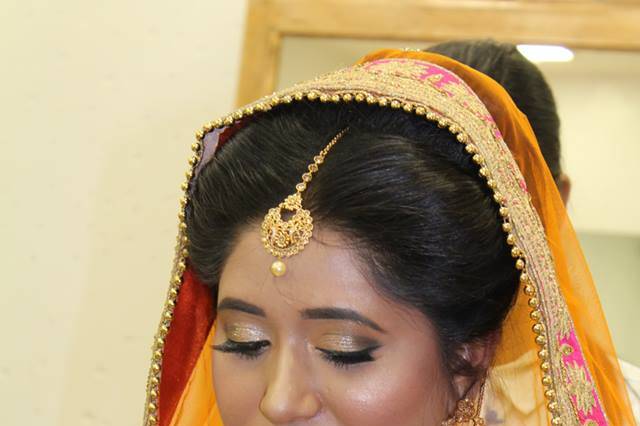 Bridal makeup