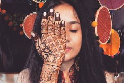 Mehandi.me by Shital Tadvi