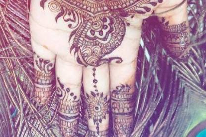 Mehandi.me by Shital Tadvi