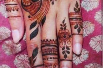 Mehandi.me by Shital Tadvi