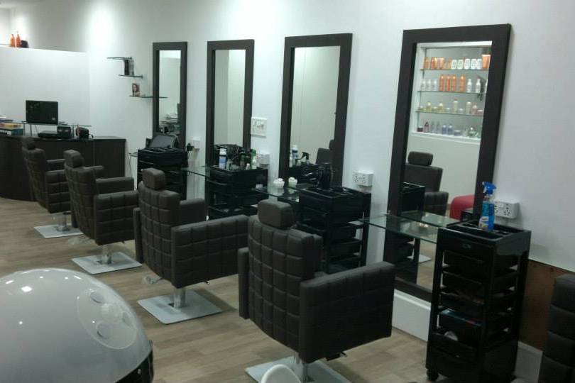 Carnatiian Unisex Salon & Spa