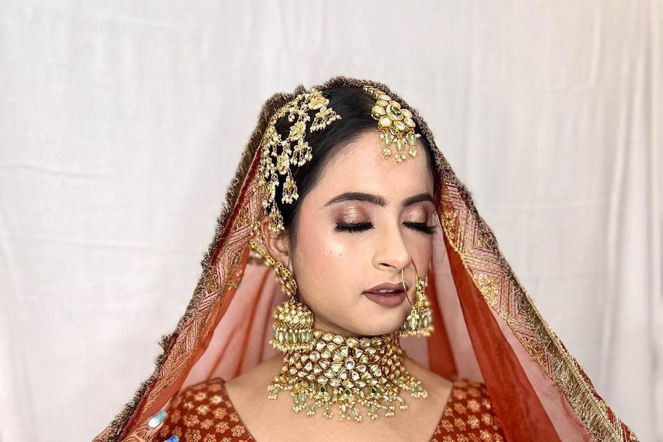 Bridal makeup