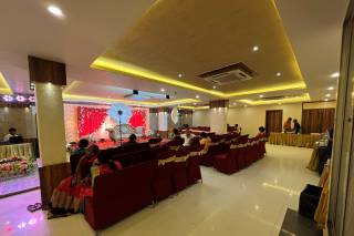 Hotel Ganges Grand 1