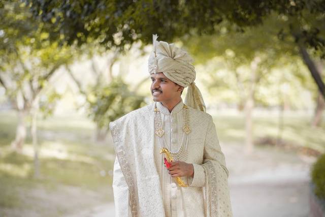 Groom
