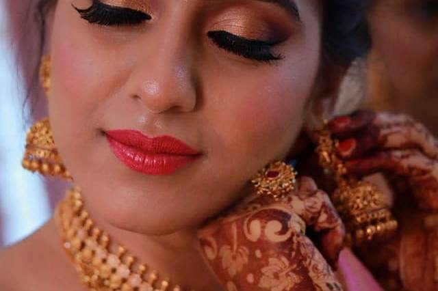 Bridal makeup