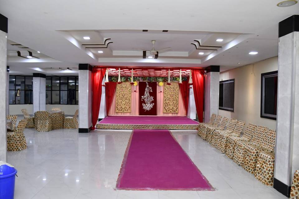 Banquet hall