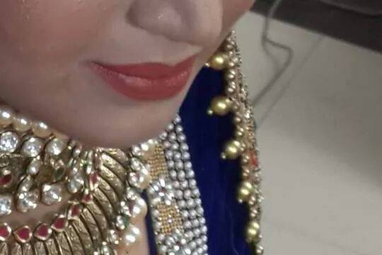 Lajpat Nagar Market Delhi Jewellery Collection | Starting Rs 50 | Trendy  Earring & Bridal Neckpieces - YouTube