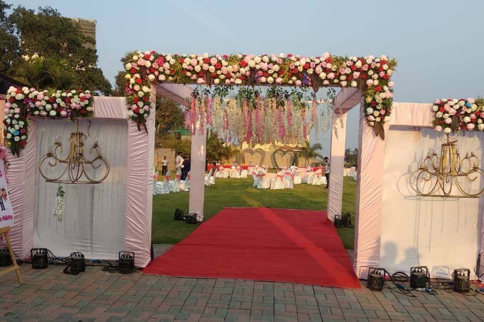 Entrance decor