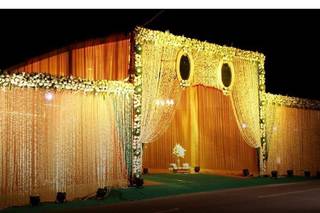 Meet Event Wedding Planner