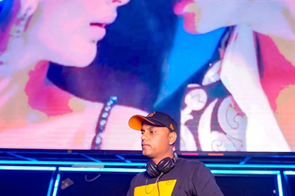 DJ Vic