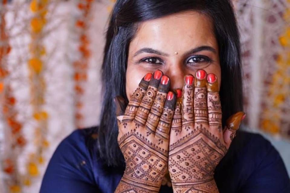 Bhumika Patel Mehandi Artist