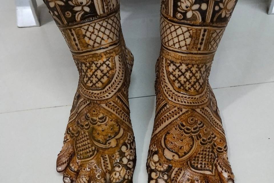 Bhumika Patel Mehandi Artist