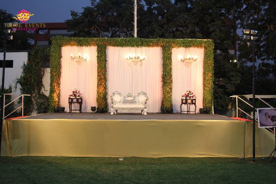 RECEPTION STAGE